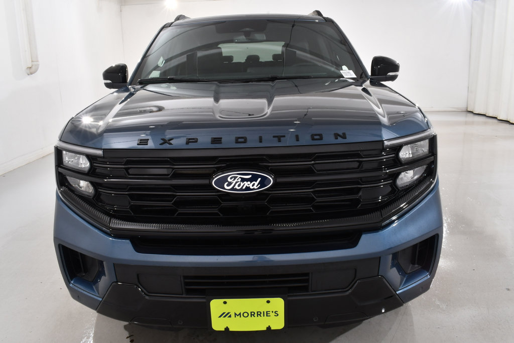New 2027 Ford Expedition Platinum w/ Stealth Performance Package AWD/4WD image 3