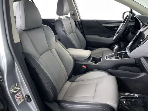Used 2020 Subaru Outback Limited image 25