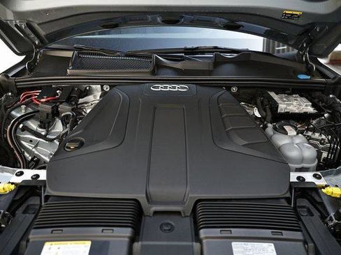 Certified 2025 Audi Q7 2.0T Premium Plus w/ Premium Plus Package image 34