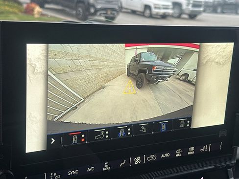 New 2025 GMC Hummer EV 3X w/ Extreme Off-Road Package image 21