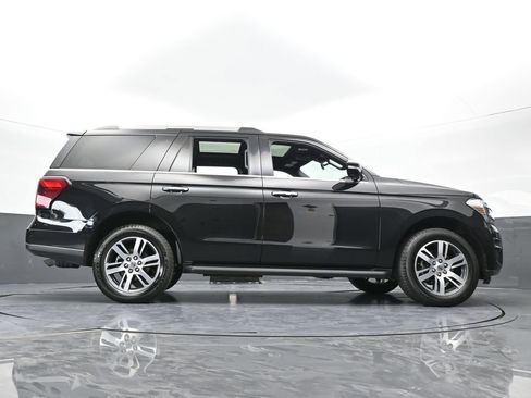 Used 2024 Ford Expedition Limited image 72