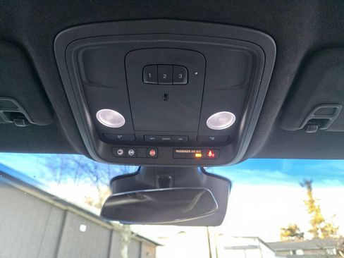 Used 2014 Cadillac ELR w/ Luxury Package image 38