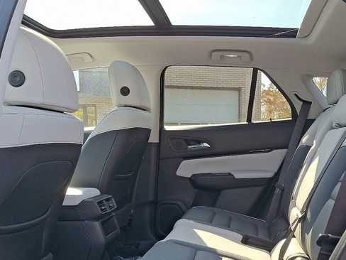 New 2026 Honda Odyssey Touring image 8