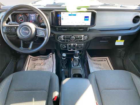 Used 2025 Jeep Wrangler Sport image 10