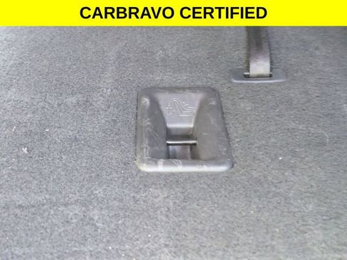 Certified 2023 Chevrolet Traverse LT FWD image 29