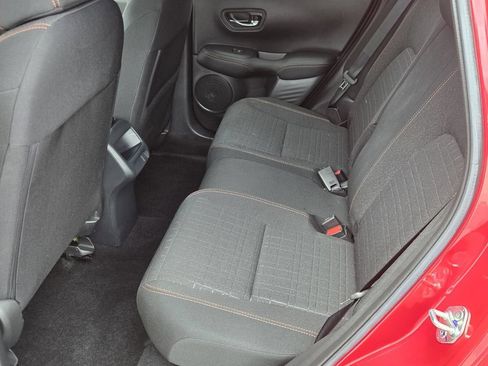 Used 2025 Honda HR-V Sport image 12