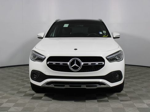 Used 2021 Mercedes-Benz GLA 250 4MATIC w/ Premium Package image 2