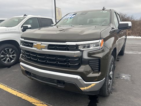 Used 2023 Chevrolet Silverado 1500 Custom w/ LPO, Dark Essentials Package image 3