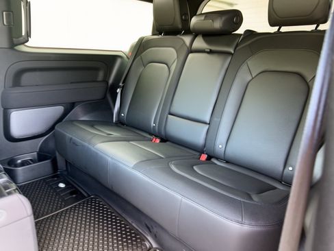 Used 2023 Land Rover Defender 90 X-Dynamic SE AWD/4WD image 25