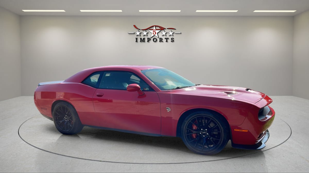 Used 2015 Dodge Challenger SRT Hellcat RWD image 7