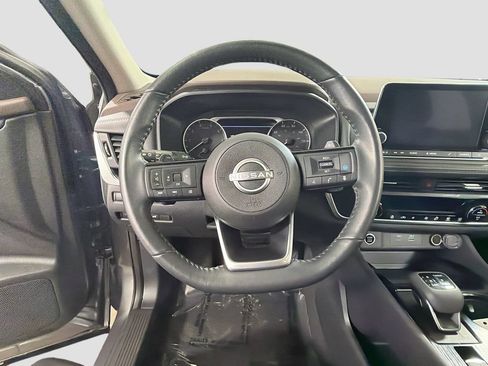 Used 2023 Nissan Rogue SV w/ SV Premium B Package AWD/4WD image 13