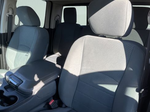 Used 2015 RAM 1500 Classic SLT image 12