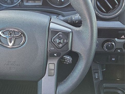 Used 2023 Toyota Tacoma TRD Off-Road image 18