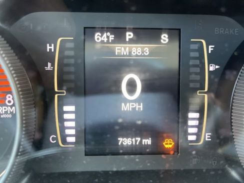 Used 2017 Jeep Cherokee Latitude AWD/4WD image 17