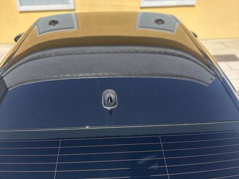 Used 2023 Volkswagen Jetta Sport image 9