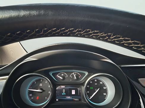 Used 2017 Buick Envision Essence AWD/4WD image 15