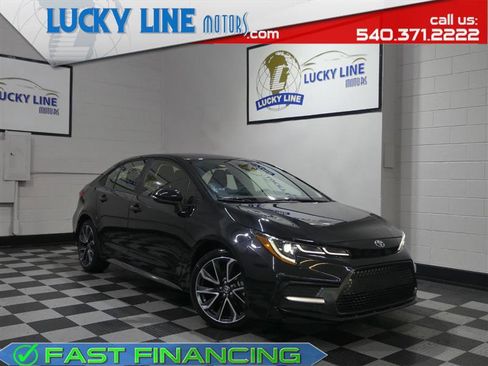 Used 2022 Toyota Corolla SE FWD image 1