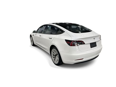 Certified 2023 Tesla Model 3 Standard Range RWD image 4