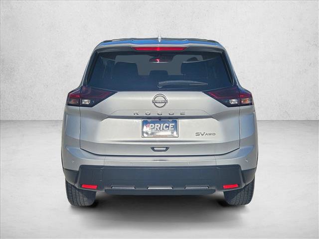 Used 2024 Nissan Rogue SV AWD/4WD image 6