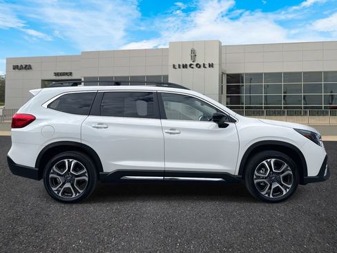 Used 2025 Subaru Ascent Limited image 4