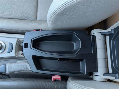 Used 2008 BMW 128i Convertible image 16