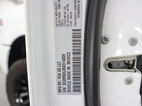 Used 2025 RAM 2500 Big Horn AWD/4WD image 61