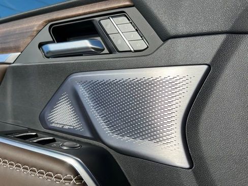 Used 2026 GMC Acadia Denali Ultimate image 21