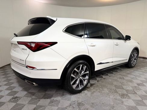 Used 2023 Acura MDX SH-AWD w/ Technology Package image 7