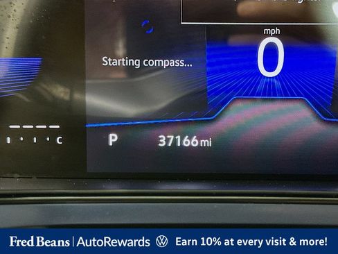 Certified 2023 Volkswagen Taos SE AWD/4WD image 15