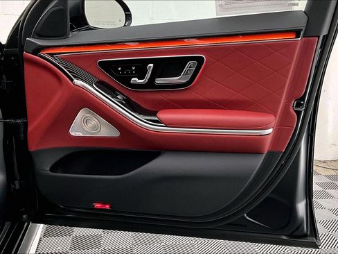 Used 2026 Mercedes-Benz S 580 4MATIC Sedan image 25