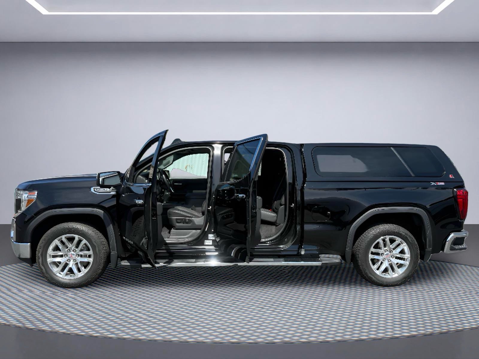Used 2021 GMC Sierra 1500 SLT w/ SLT Premium Plus Package AWD/4WD image 15