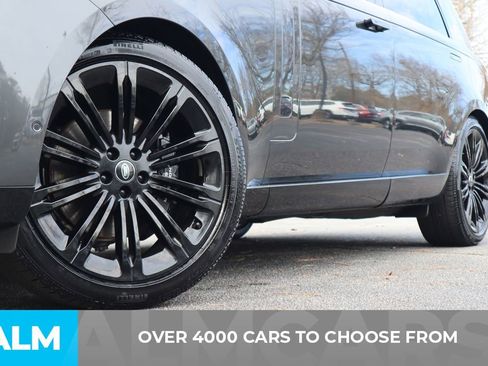 Used 2025 Land Rover Range Rover Long Wheelbase SE image 3