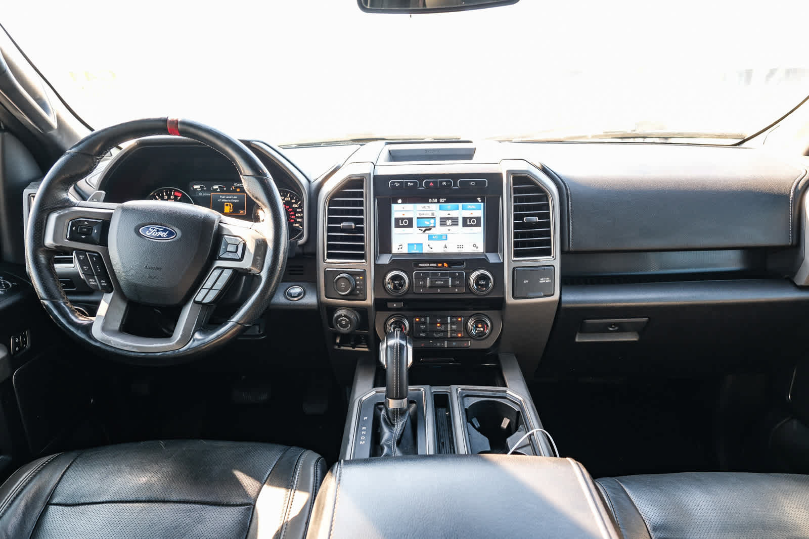 Used 2017 Ford F150 Raptor w/ Equipment Group 802A Luxury AWD/4WD image 13