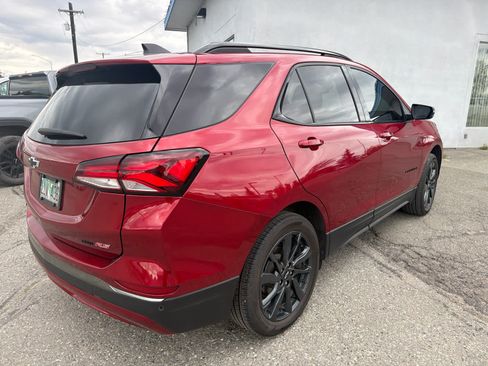 Used 2023 Chevrolet Equinox RS w/ RS Leather Package AWD/4WD image 4