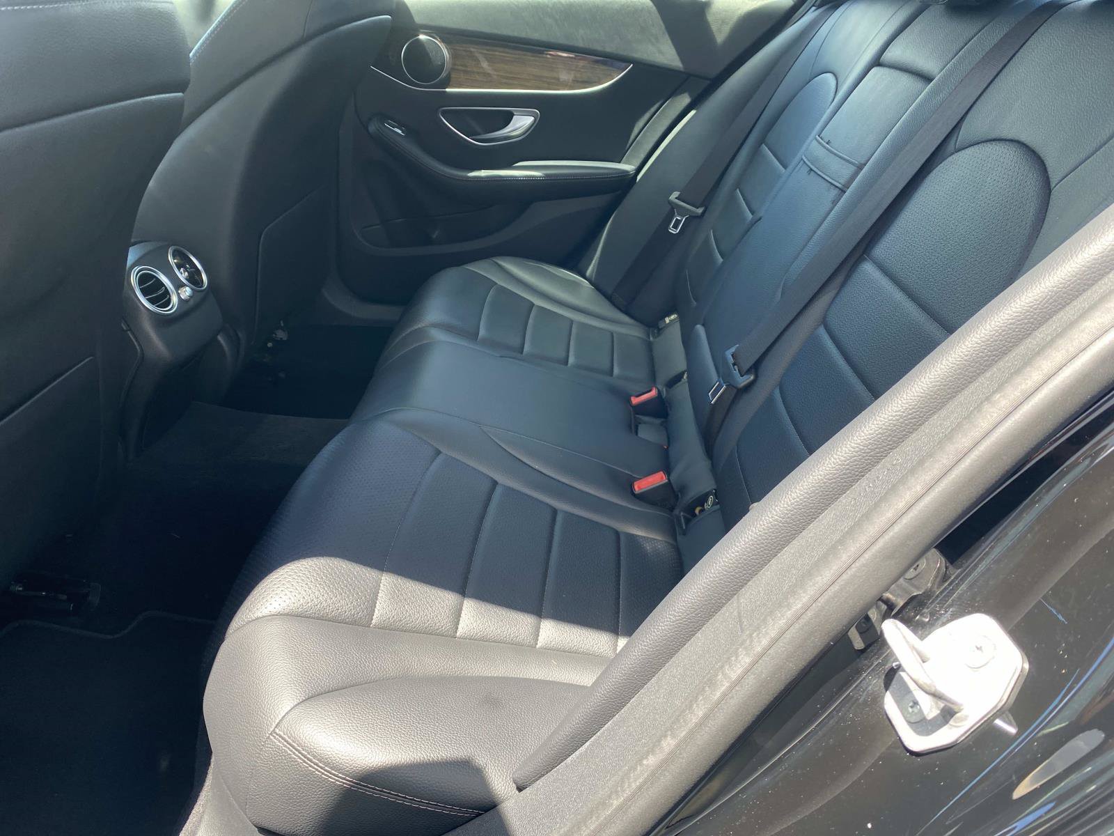 Used 2018 Mercedes-Benz C 300 Sedan image 13