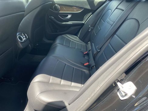 Used 2018 Mercedes-Benz C 300 Sedan image 13