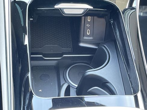 New 2026 Mercedes-Benz GLC 300 image 32