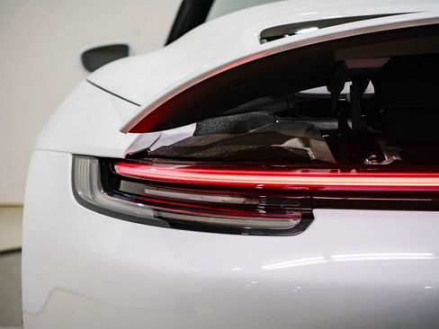 Used 2022 Porsche 911 Carrera GTS image 9