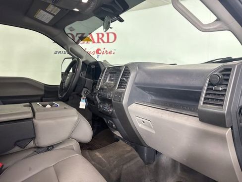 Used 2022 Ford F250 XL w/ Power Equipment Group image 17