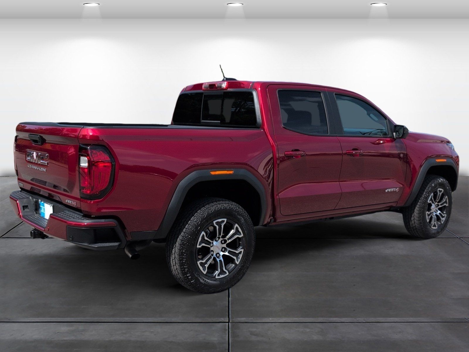 Used 2025 GMC Canyon AT4 w/ Technology Plus Package AWD/4WD image 5