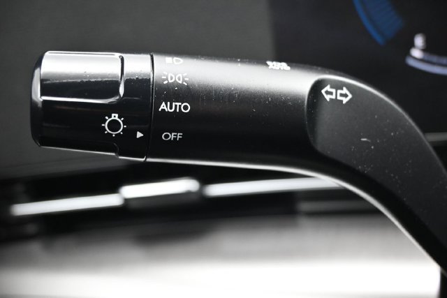 Used 2025 Hyundai Kona SEL FWD image 19