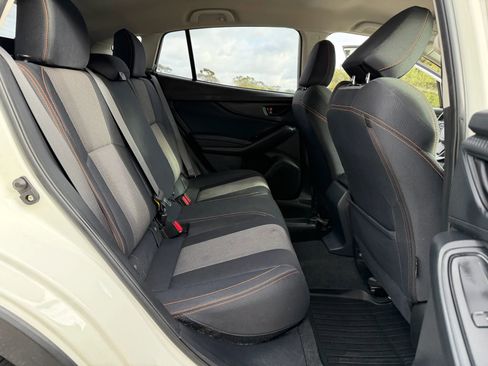Used 2019 Subaru Crosstrek 2.0i Premium w/ Eyesight System AWD/4WD image 16