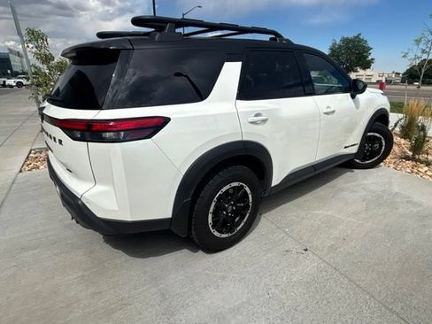 Used 2024 Nissan Pathfinder Rock Creek AWD/4WD image 4