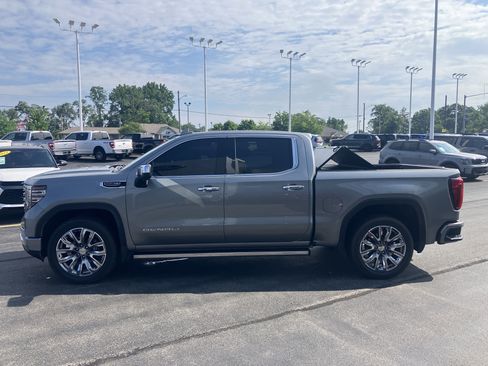 Used 2023 GMC Sierra 1500 Denali w/ Denali Reserve Package AWD/4WD image 4