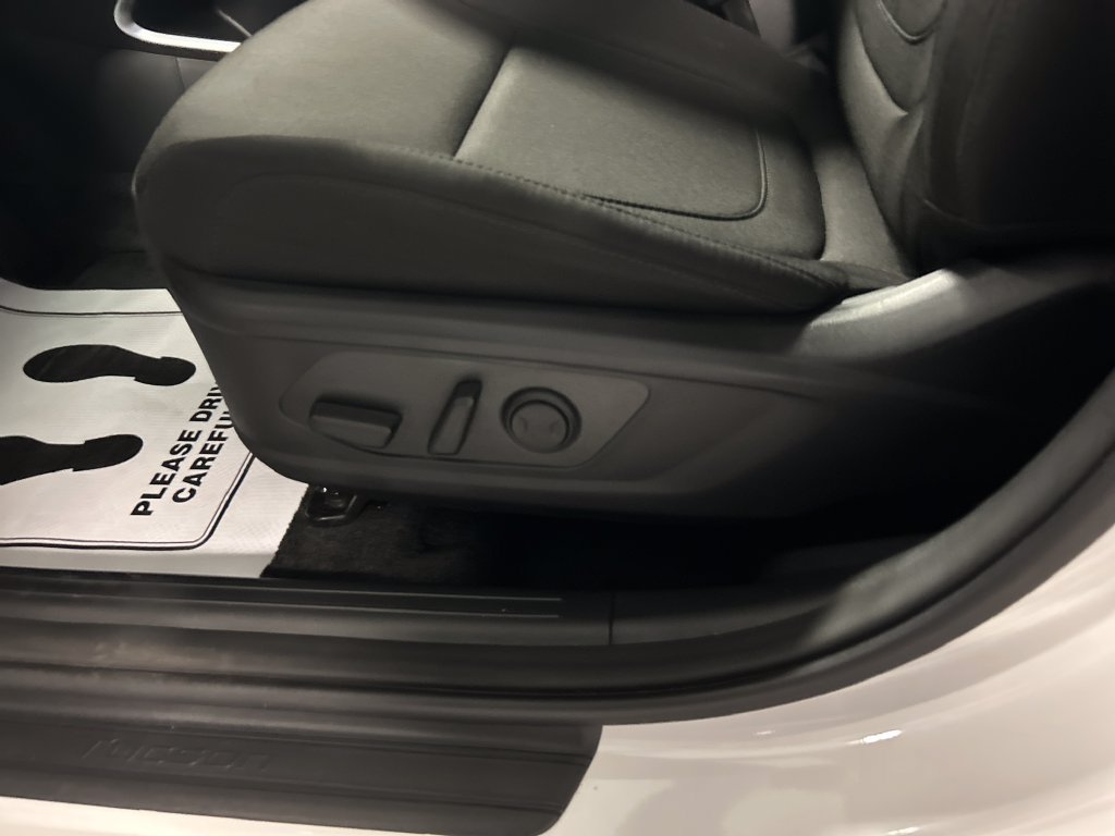 Used 2024 Hyundai Tucson Blue AWD/4WD image 11