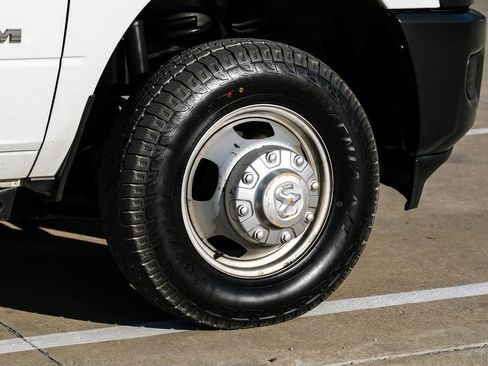 Used 2022 RAM 3500 Tradesman image 46