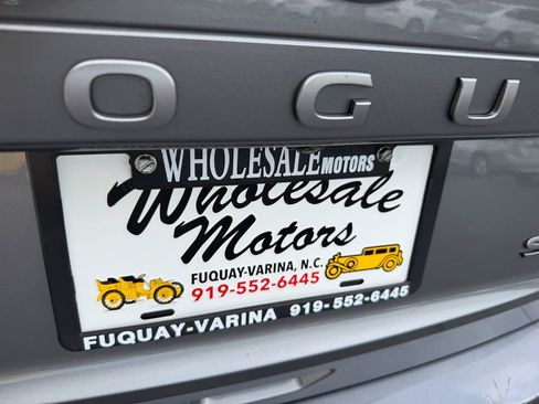 Used 2024 Nissan Rogue SV AWD/4WD image 31