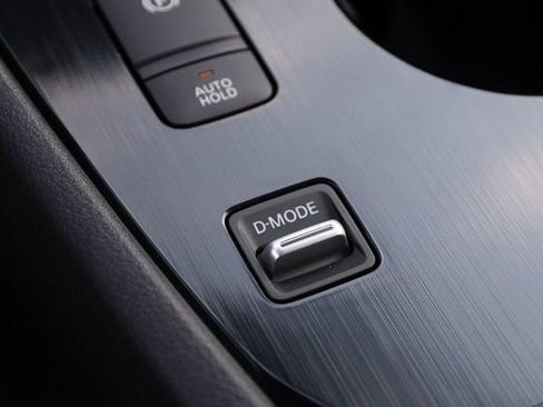 Certified 2026 Nissan Rogue SV FWD image 21