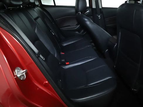 Used 2018 MAZDA MAZDA3 Touring FWD image 33