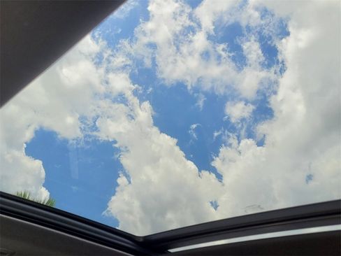 New 2024 Jeep Grand Cherokee Limited w/ Luxury Tech Group II image 15